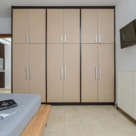 Sky View House * Agkidia