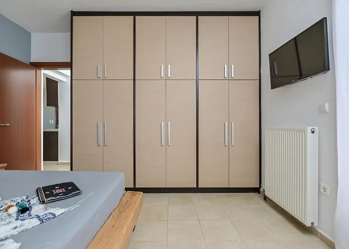 Sky View House * Agkidia